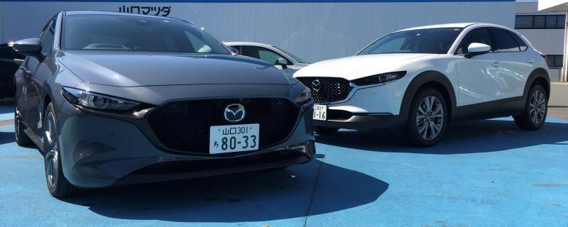 MAZDA3とCX-30です。