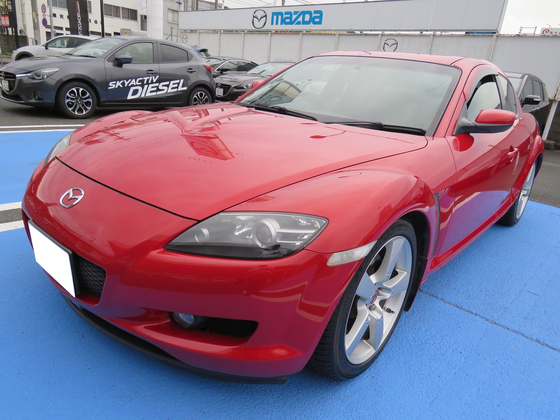 シンセレネシスをご愛用のRX-8、外観も非常にキレイです！