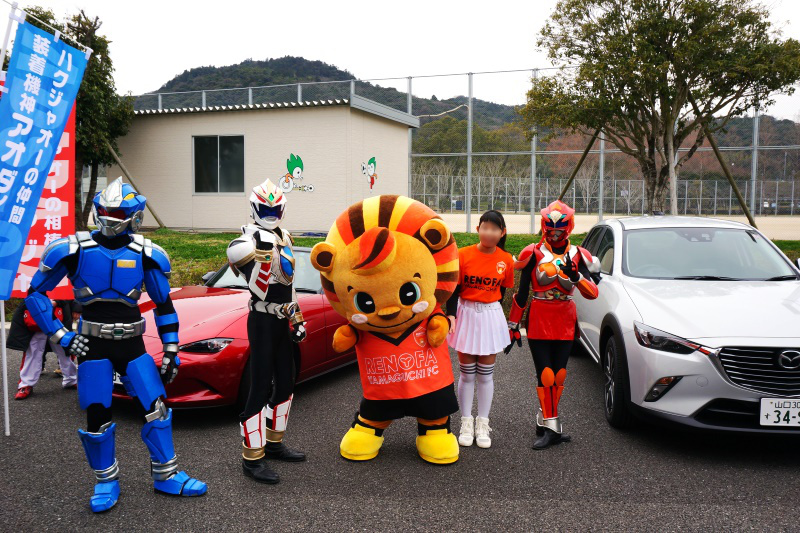 ブースに来場いただいた、レノ丸とハクジャオー。