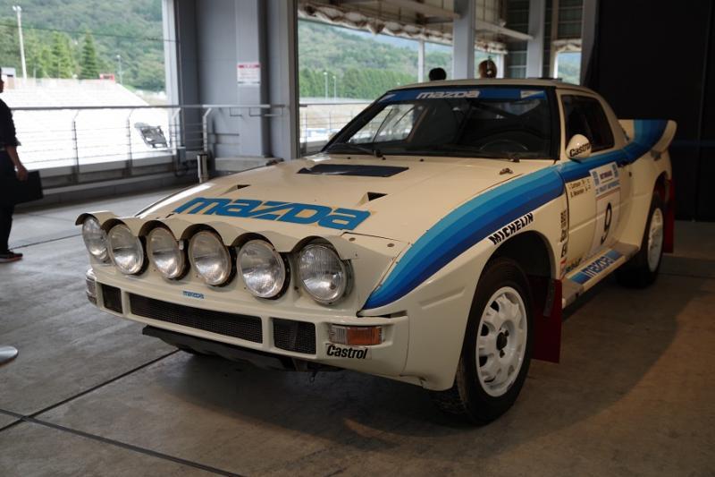 【まる】 平成5年式 ランクル77 ZX 前後デフロック付 ナロー仕様 Newペイント